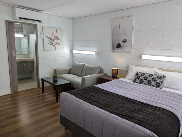 Morwell Parkside Motel