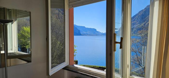 La finestra sul lago