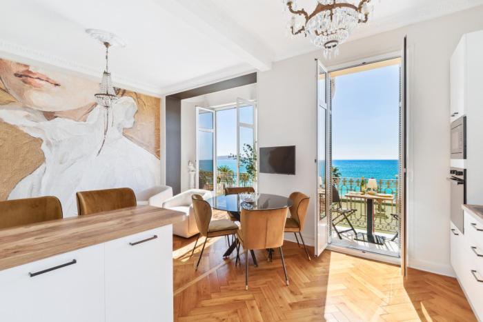 Happyfew La Suite Del Sol