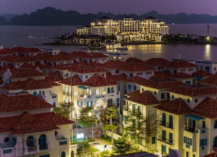 Luxury 7BR Beach Villa with Private Pool Halong Bay