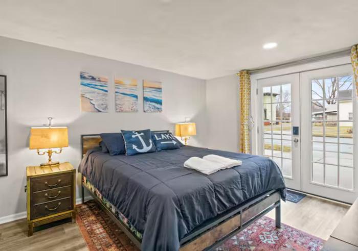 Walk to Parks! Dining & Lake! Close to Hike Trails!