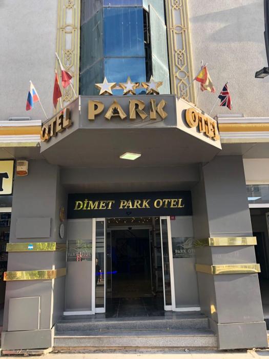 Dimet Park Hotel