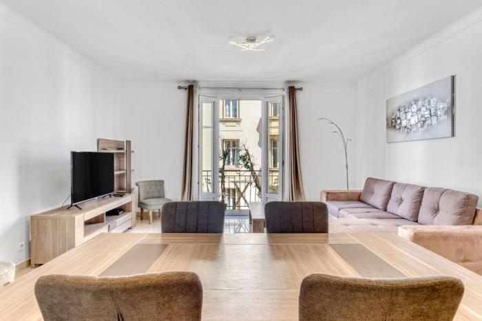 2 Bed Avenue Saint-jean , 5 minutes from palais des festivals