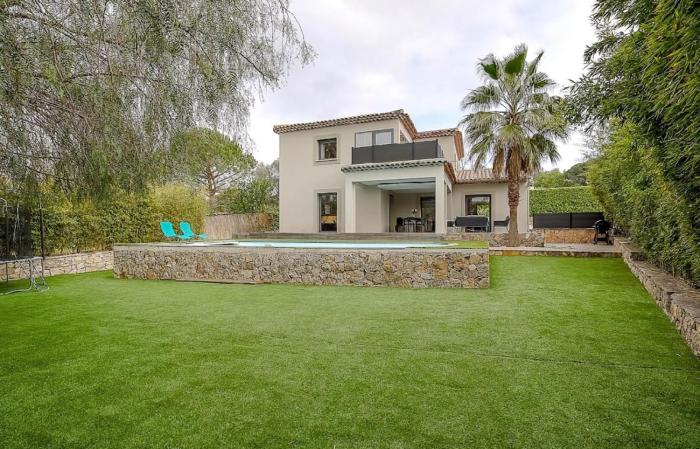 Beautiful Villa Mougins quiet heated pool