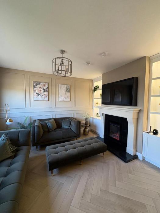 Number 44 gateway to connemara