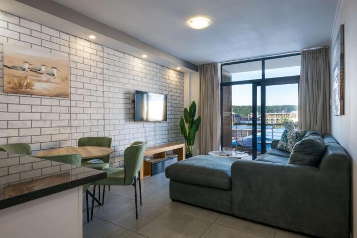 Stylish Gem in East Point 19