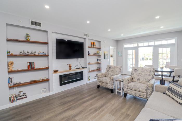 Seaside at Anastasia A205