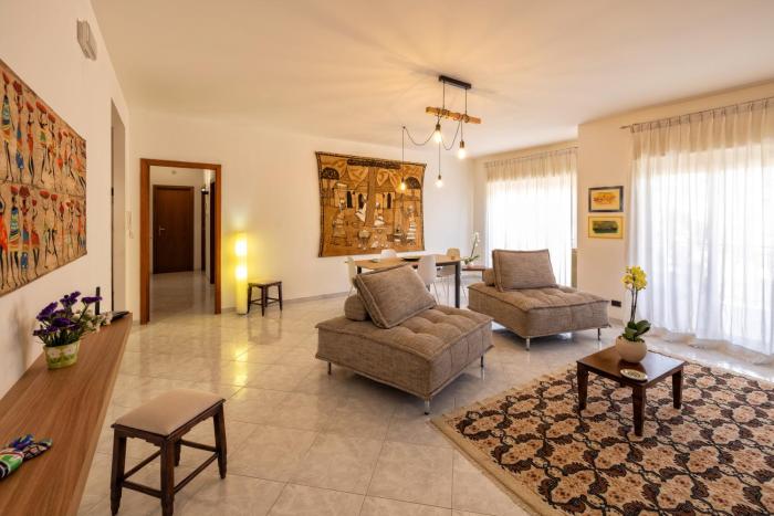 Apartment Yoga Frank