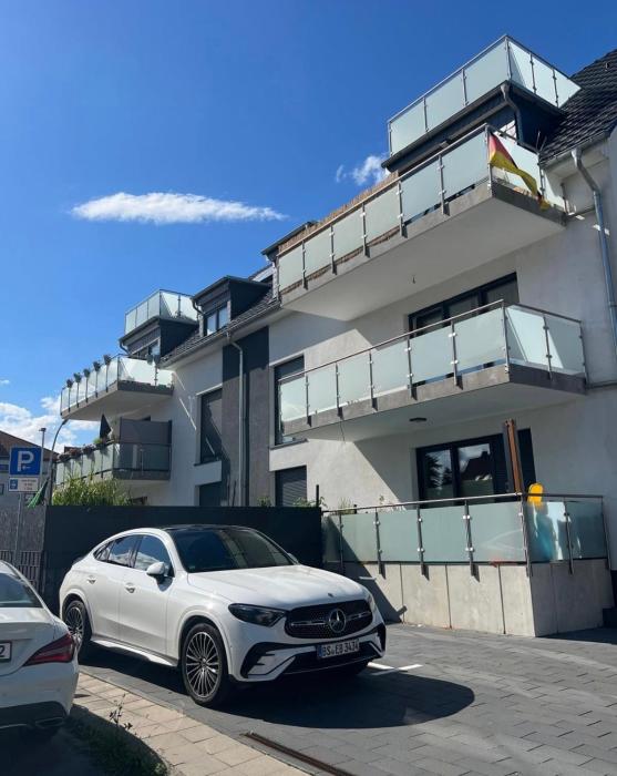 Neubau Apartment 4 Zimmer 111 Quadratmeter inklusive Küche Große Balkonterasse 2x Bad Auto Parkplatz Citynah Braunschweig