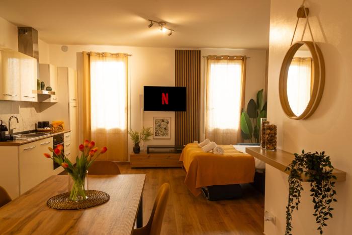 GOLD APARTMENT - Navigli, Duomo, Milano