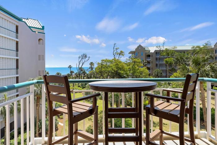 3302 Windsor Court South