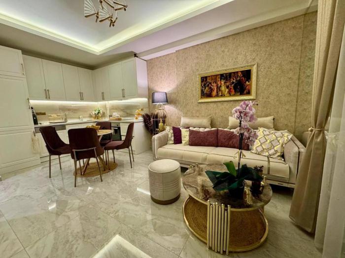 Stunning Luxury Alanya Apartment with Pool and Security