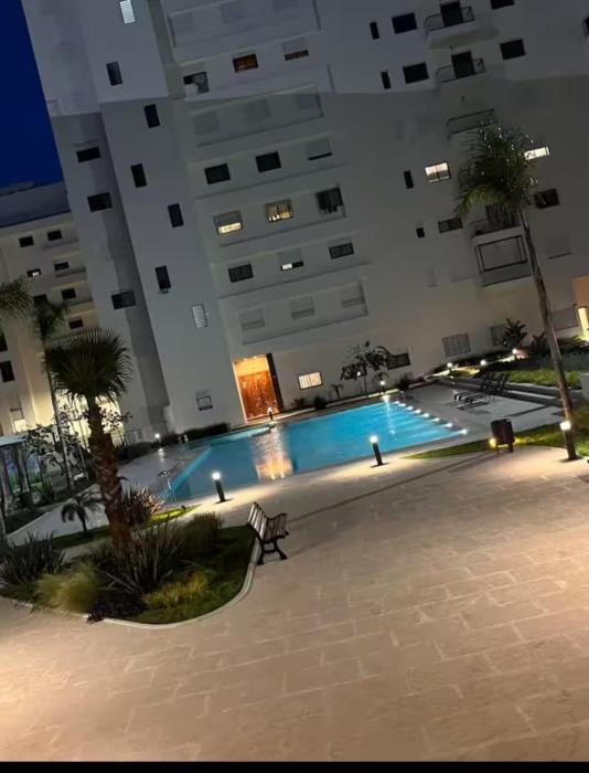 Location T2 avec piscine proche stade TANGER
