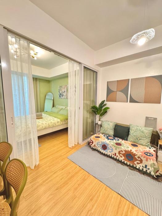 1BR with Pool View Near NAIA Long Stay Ready