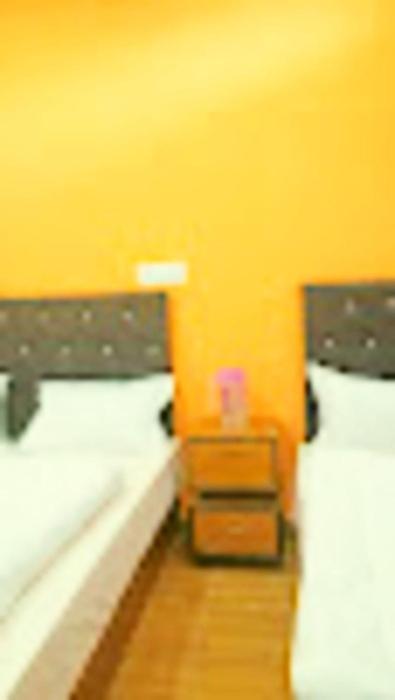 Prem Ji Aanand Hotel and Restaurant