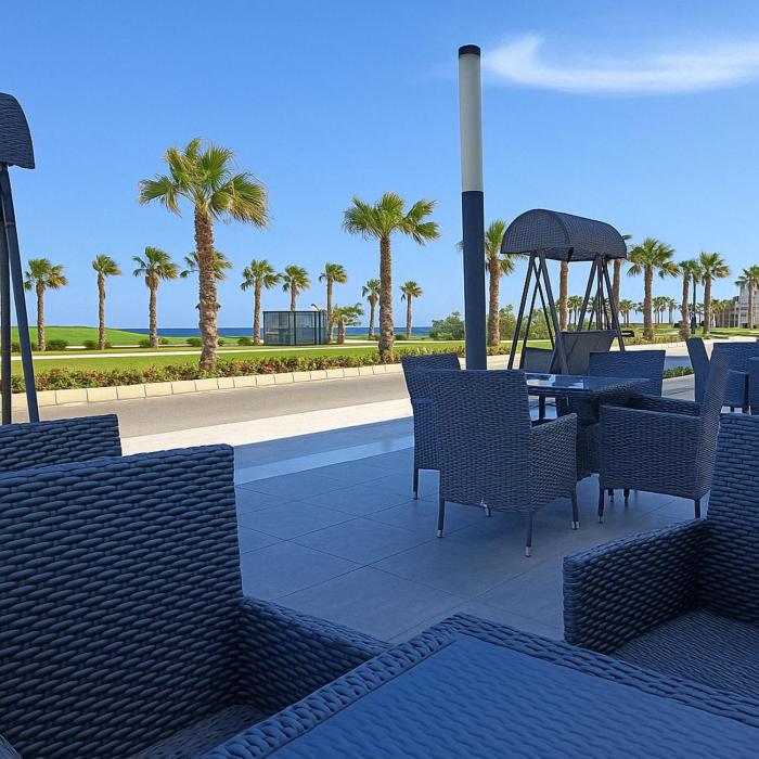 Cozy Chalet by the Sea