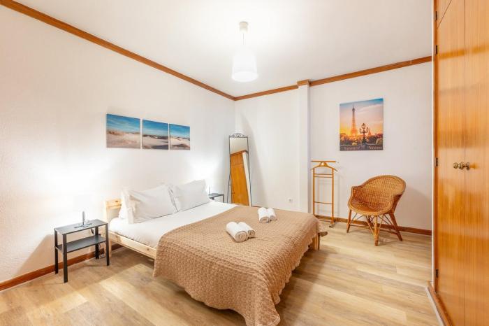 Sunny Cascais Flat 5Min Stroll to the Beach