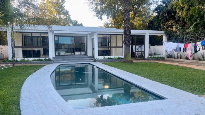 Central Perk Guesthouse