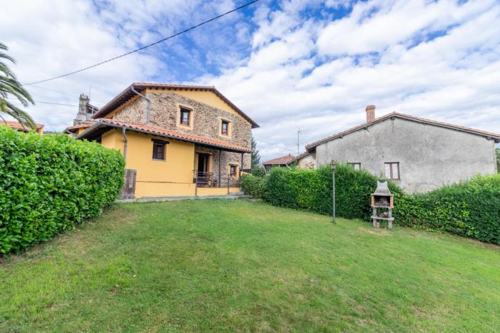 La Casona del Cura 3, CALÉNDULA