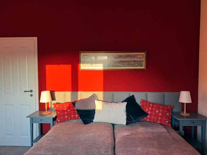 Big Premium Apartment with Rhine View, totally new