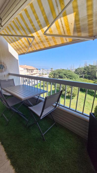 Véritable pépite proche plage et port