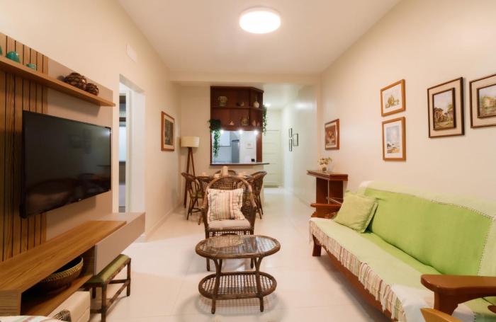 Apt beira mar na Av. Atlântica ZN8126