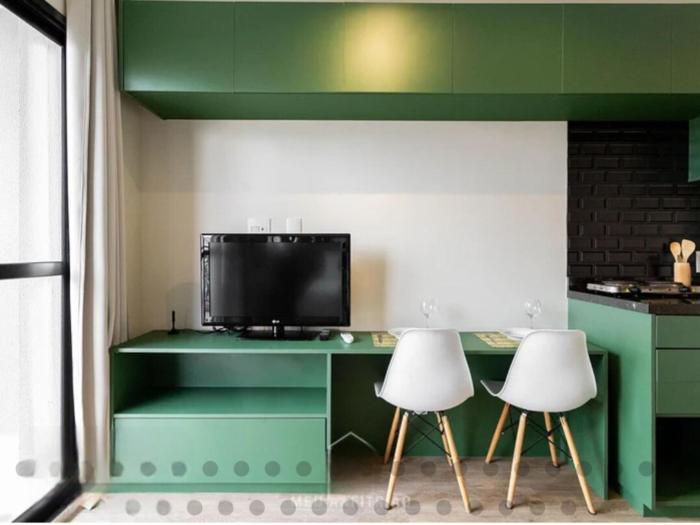 Em frente ao metrô Luz Lindo e Confortável