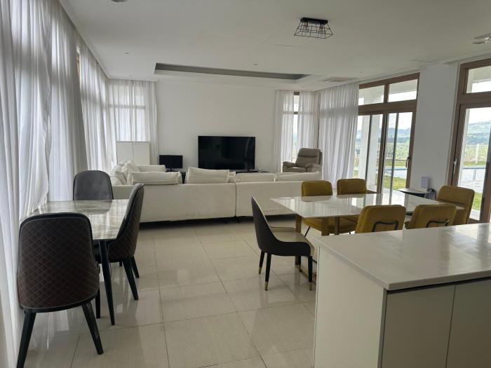 OYU Dheights Clark Sun Valley Pool Villas 5Bedroom