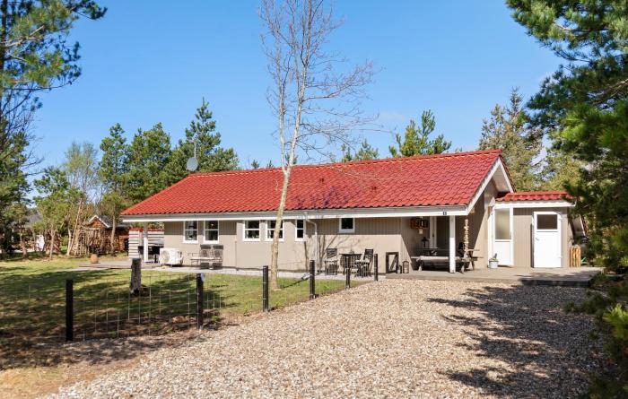 Stunning Home In Hurup Thy With Sauna