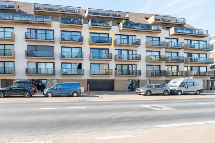 Bright 2BR apartment on a perfect location