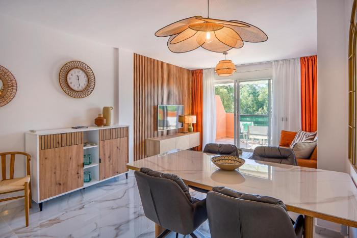 Newly renovated apartment Casares Costa