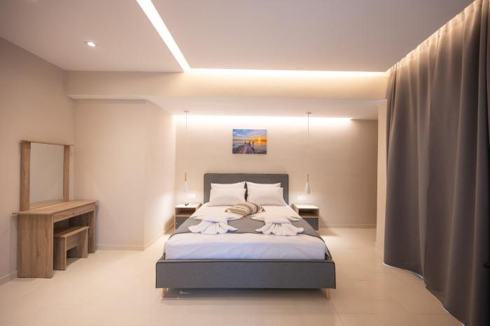 Blue Wave Suites - Ixia