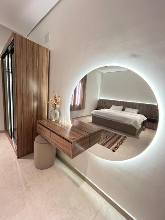 NOOR iNN , Prime Location, SelfEntry