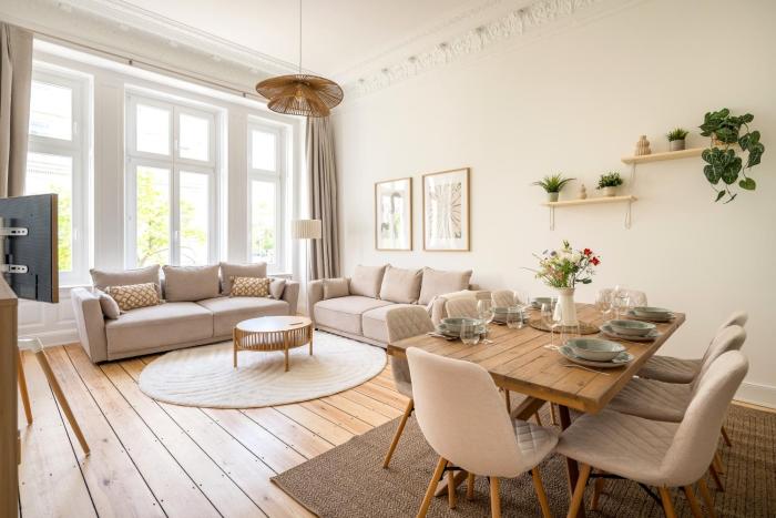 Hamburg City Apartment auf 120qm mit Billardtisch für bis zu 9 Gäste