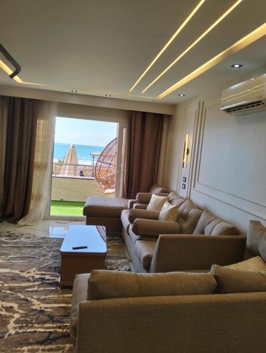 شاليه مكسيم بالمعموره دور ارضي