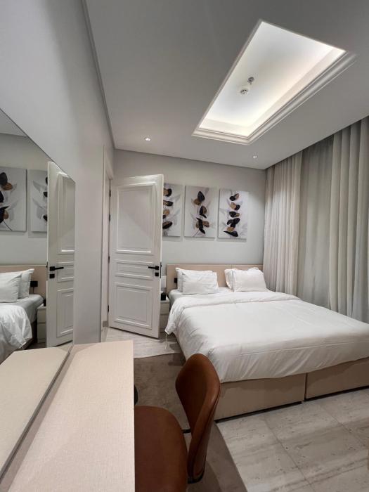 Riyadh Luxury الملقا 127