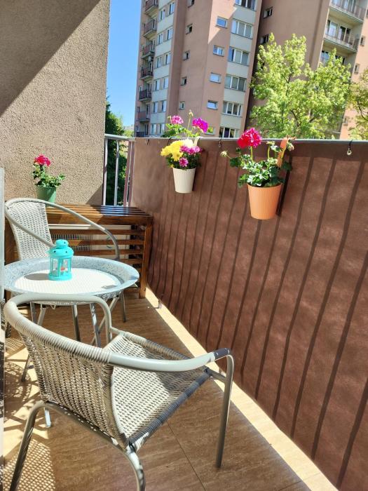 Cosy Apartment Zwycięzców Saska Kępa