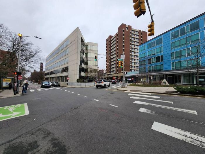 Harvard Sq whole Unit 5min to campus w parking