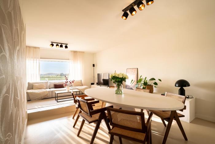 Maas Suites - The River House with private sauna