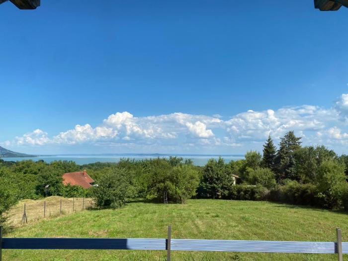 Seasons & Connections