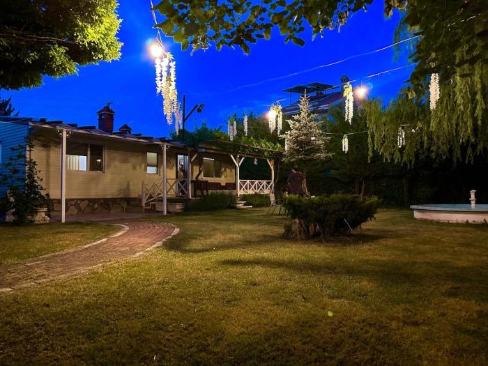 Büyük aileler ve arkadaş grupları için bahçeli ev