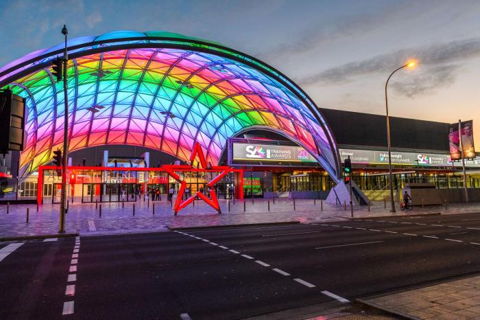 The spotted cow,city fringe,pet friendly-Free wine