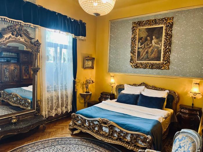 Classic Love Story in Old Cluj I