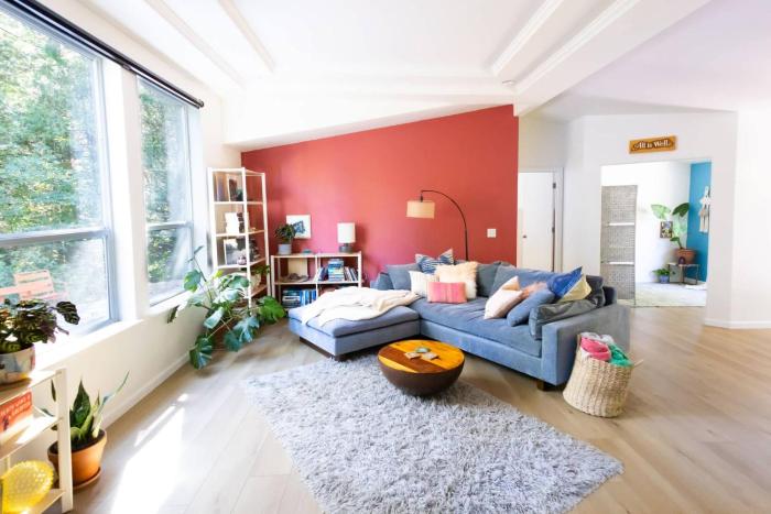 Saltwater Hot Tub, Forest Retreat, Minutes to Town