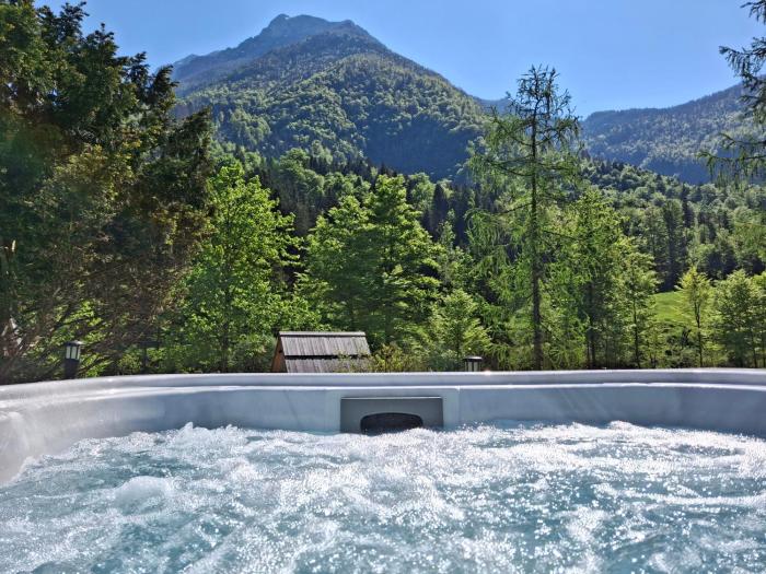 Chalet Vrsnik Hideaway