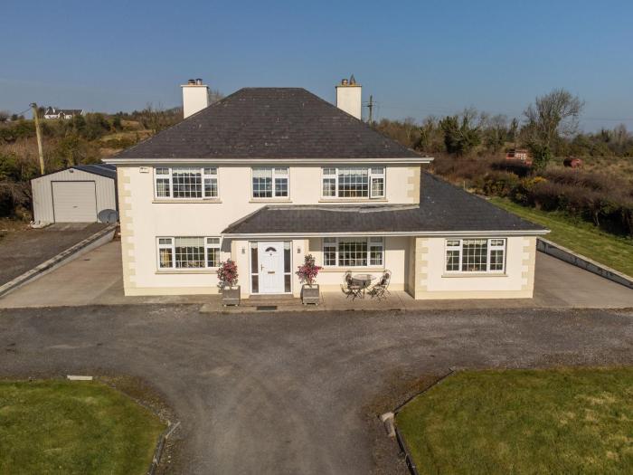 Loch View House in Loch Gowna