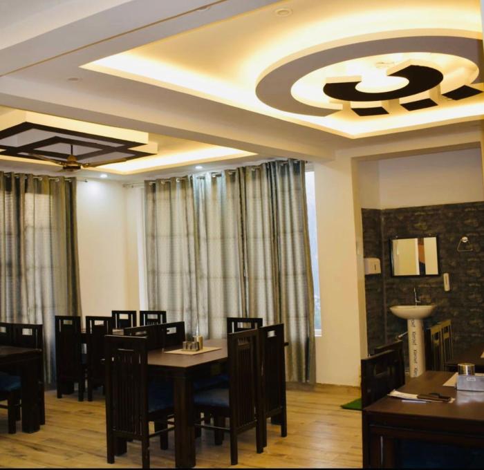 La Monal Hotel