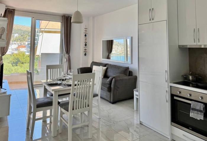 White Residence - Malgorzata