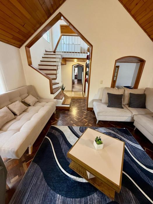 Jacuzzi Portobello Retreat, Trendy Artist House