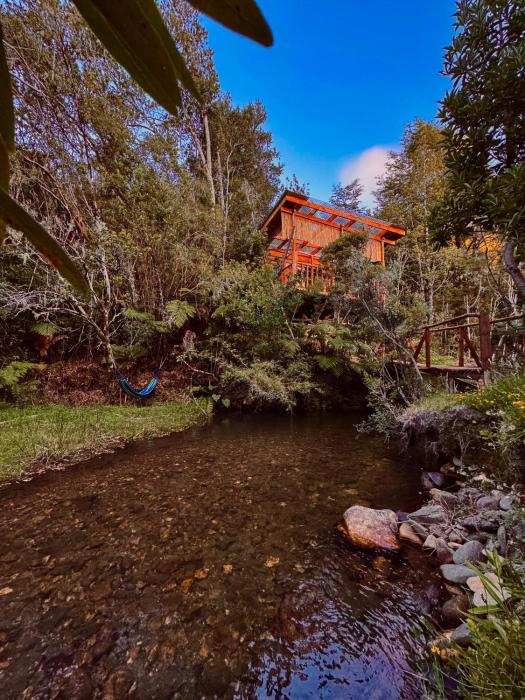 REFUGIO EN EL RI0, Curiñanco